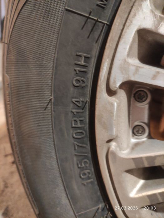 Диски с шинами на Кобальт