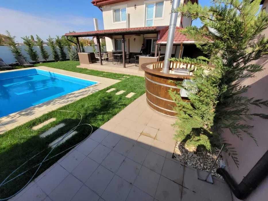 Vila Petrecere Onomastici Aniversari Evenimente Majorat Cununie Botez