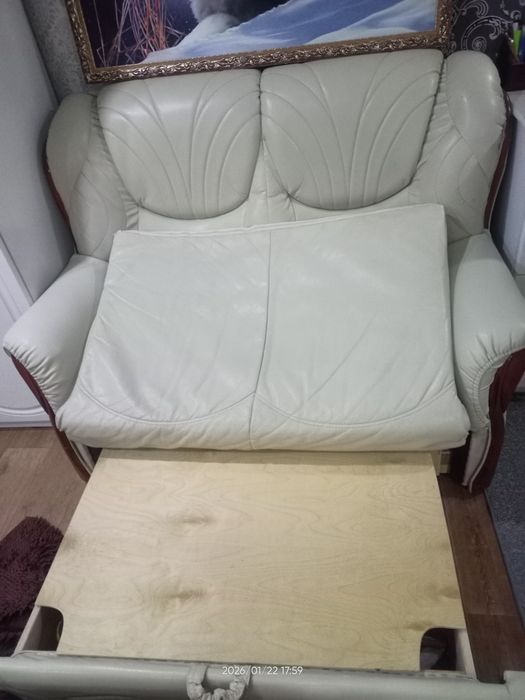 Продам диван двойка.