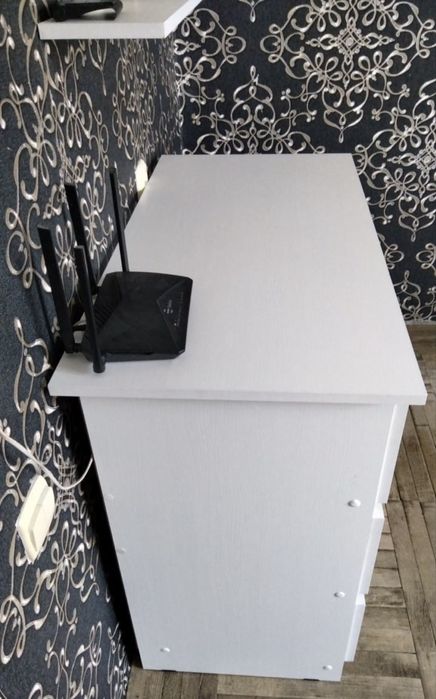 Продам стол письменный