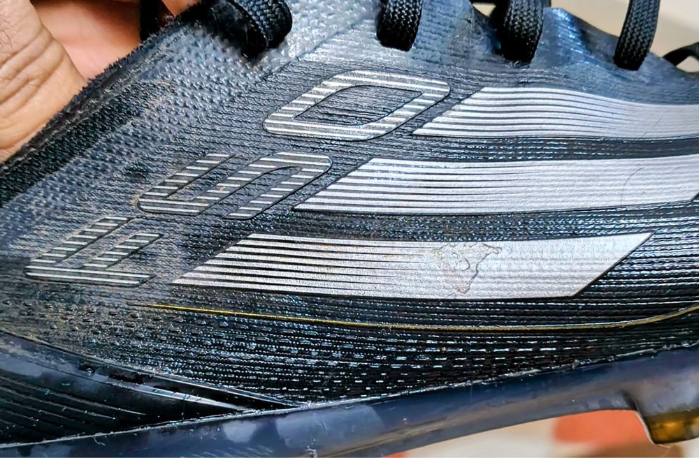 Ghete de Fotbal Adidas F50