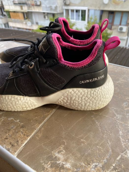 Calvin klein, Steve Madden, Pepe jeans