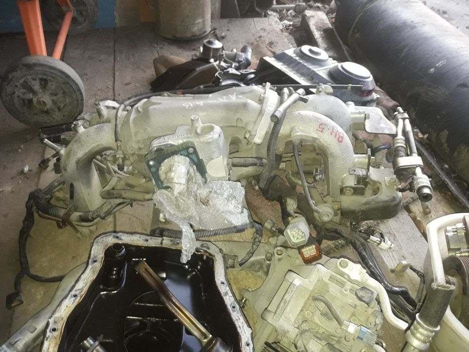 Продам запчасти на субару