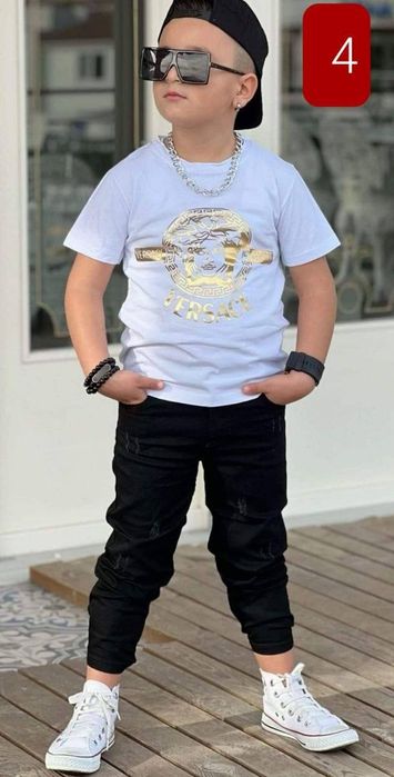 Compleu baieti diferite modele