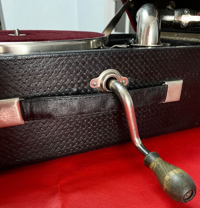 Патефон граммофон Красногвардейский 1930 г редкость