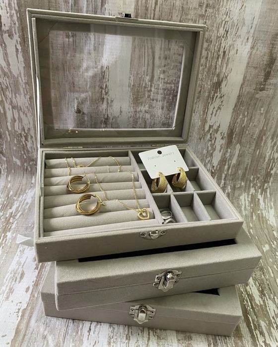 Шкатулки для украшений