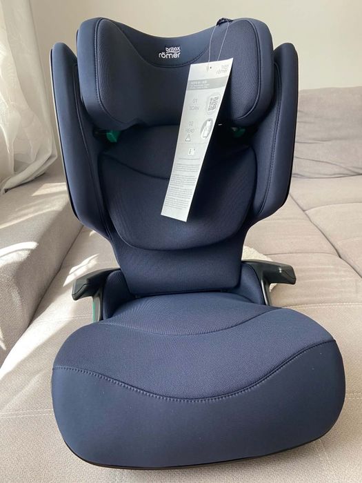 Столче Britax Römer Kidfix M i-SIZE 100-150 см