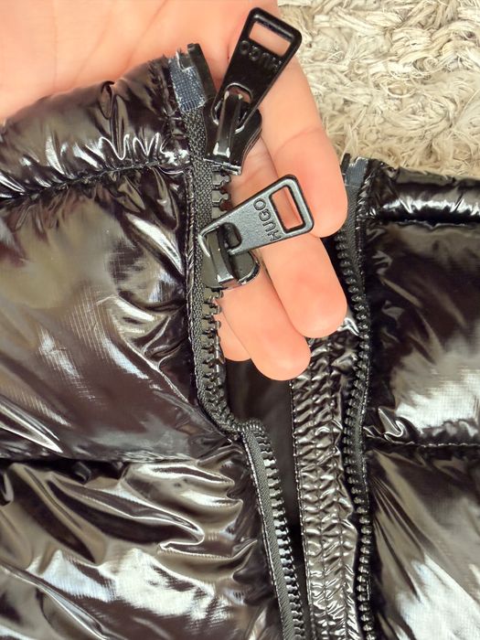 Черно лъскаво яке HUGO – размер L