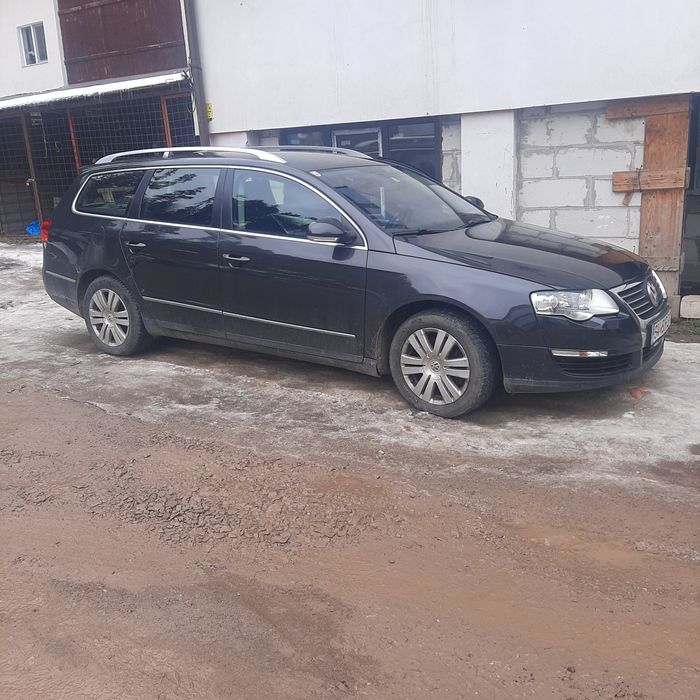 Vând Volkswagen Passat