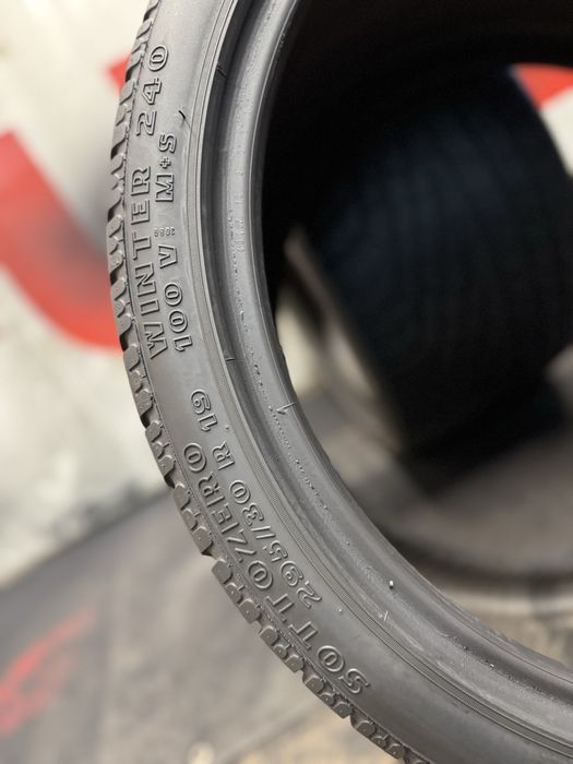 295 30 19, Зимни гуми, Pirelli SottoZeroWinter, 2 броя