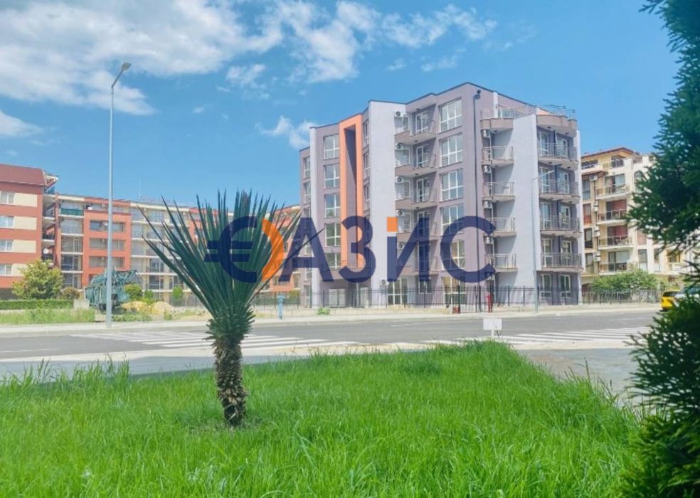 Продава се Двустаен апартамент в к.к. Слънчев бряг - 55 кв.м за 742 €/кв.м - Снимка #1