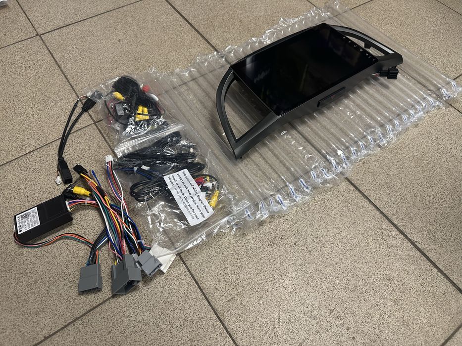 Продавам Мултимедия / Навигация за Honda CRV 4