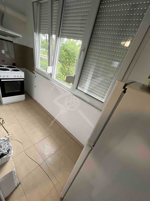 Дава се под наем Двустаен апартамент в Пловдив, Тракия - 50 кв.м за 98000 € - Снимка #3