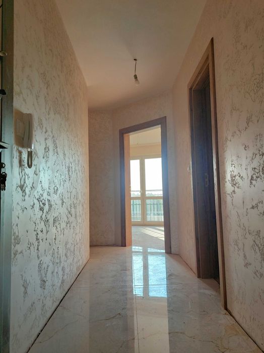 Продава се Тристаен апартамент в Варна, Аспарухово - 100 кв.м за 2100 €/кв.м - Снимка #3