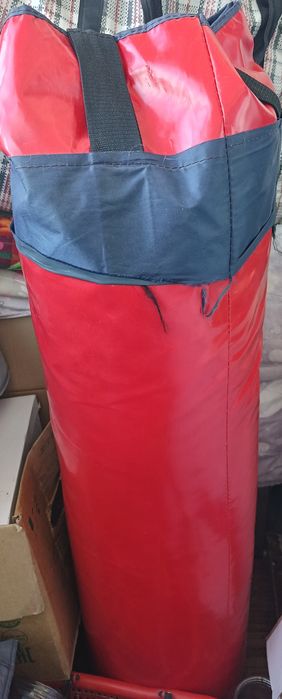 Продам спортивную грушу