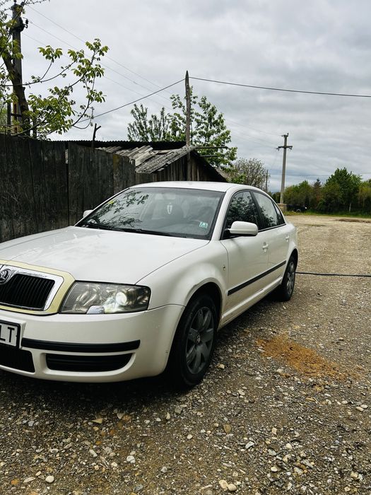 Ofer spre vanzare Skoda Superb 1