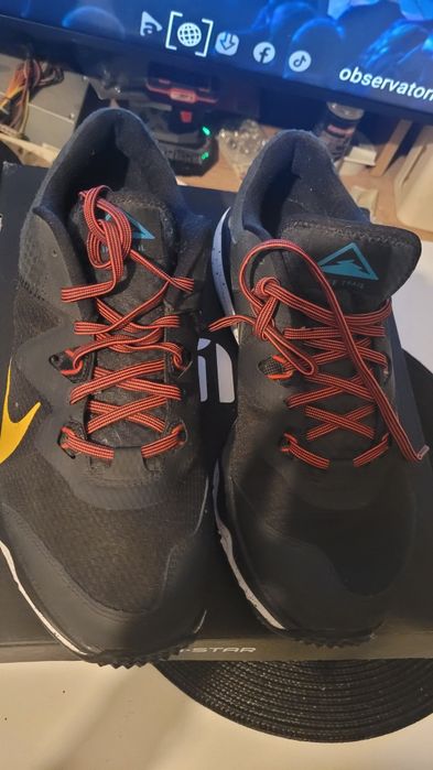 Adidași NIKE,mărime 46
