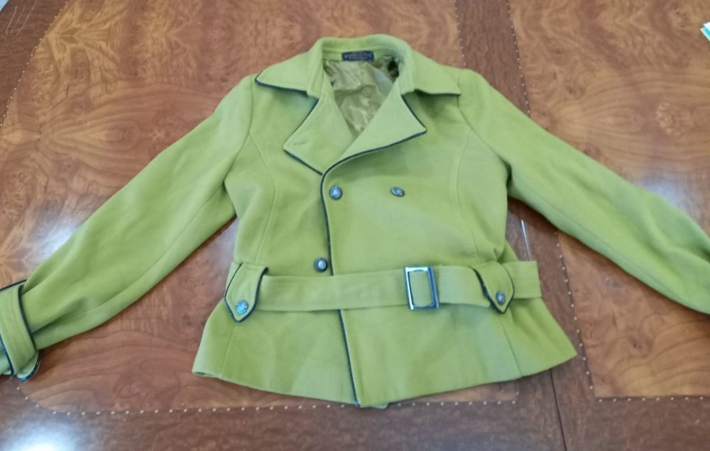 Срочно продам пальто.