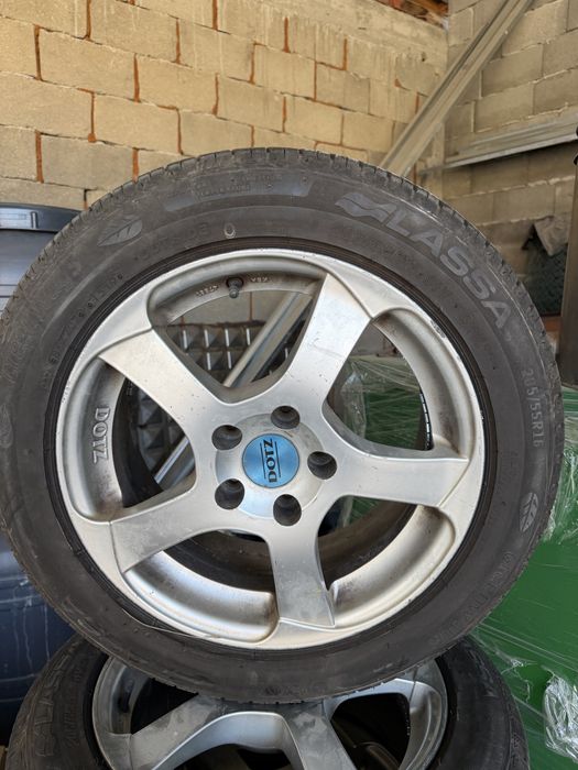Летни гуми с джанти 205/55/r16 Mercedes