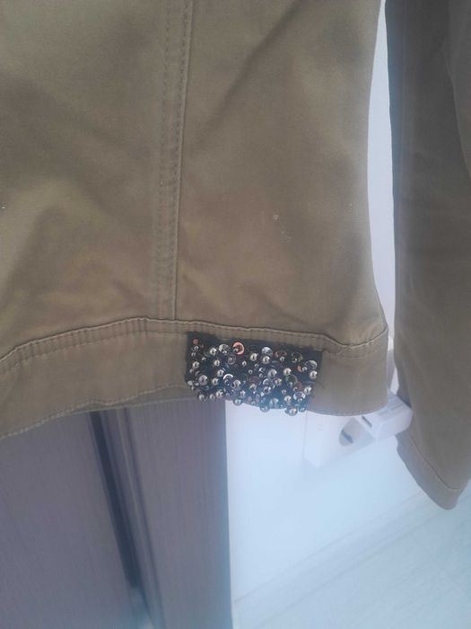 Geaca Stradivarius kaki M