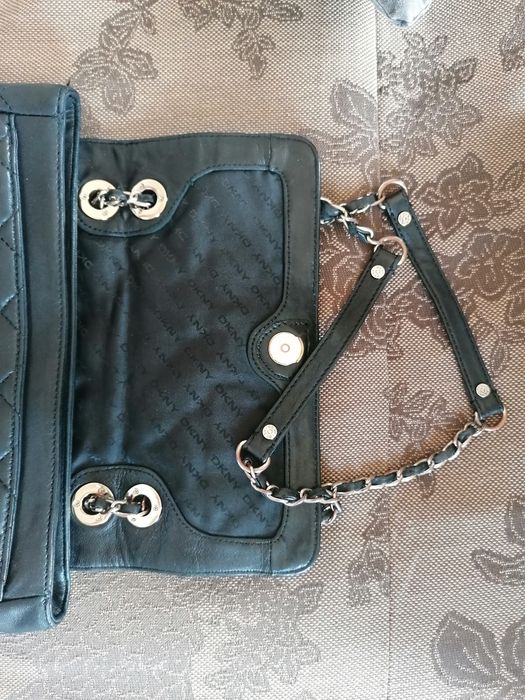 Оригинални чанти DKNY