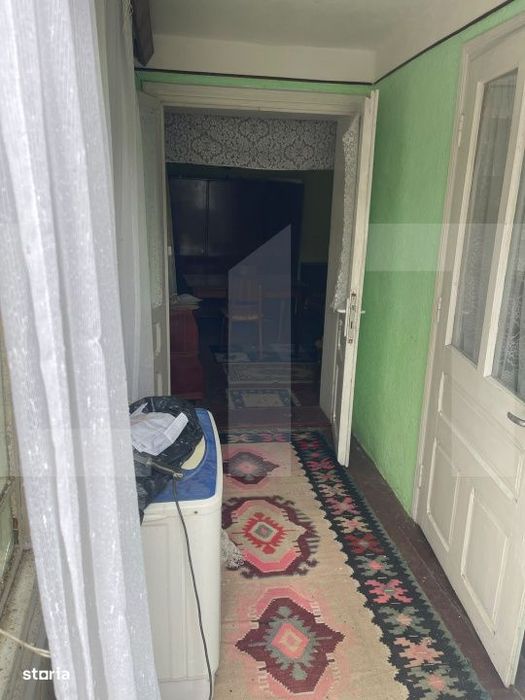 Casa de vanzare, 57 mp, teren 2.209 mp, zona Braesti