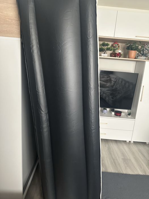 Saltea gonflabila cu spuna autoumflabila