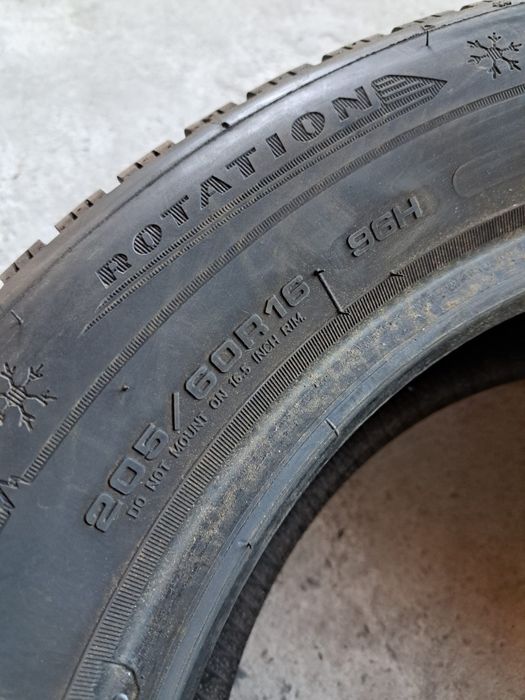 2 anvelope iarnă 205 60 r16 Dunlop