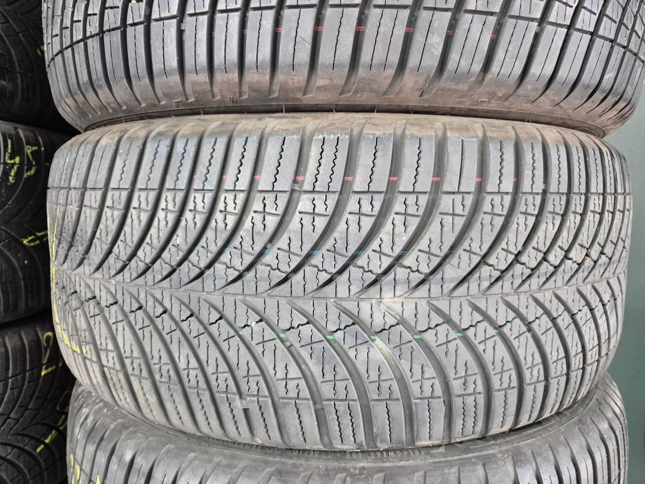 4 Anvelope M+S VARA IARNA 4 Sezoane - 245/45/18 100Y - GoodYear Vector 4Seasons - APP NOI - DOT 2023 !