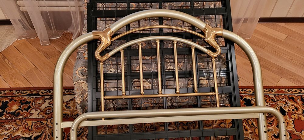 Кровать односпальная