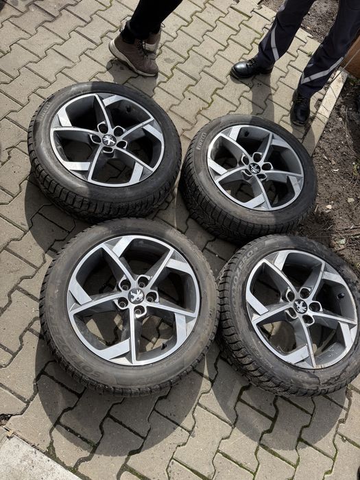 Vand jante roti logan renault 5x114.3 r17 5x112 /5x114.3 r16 duster