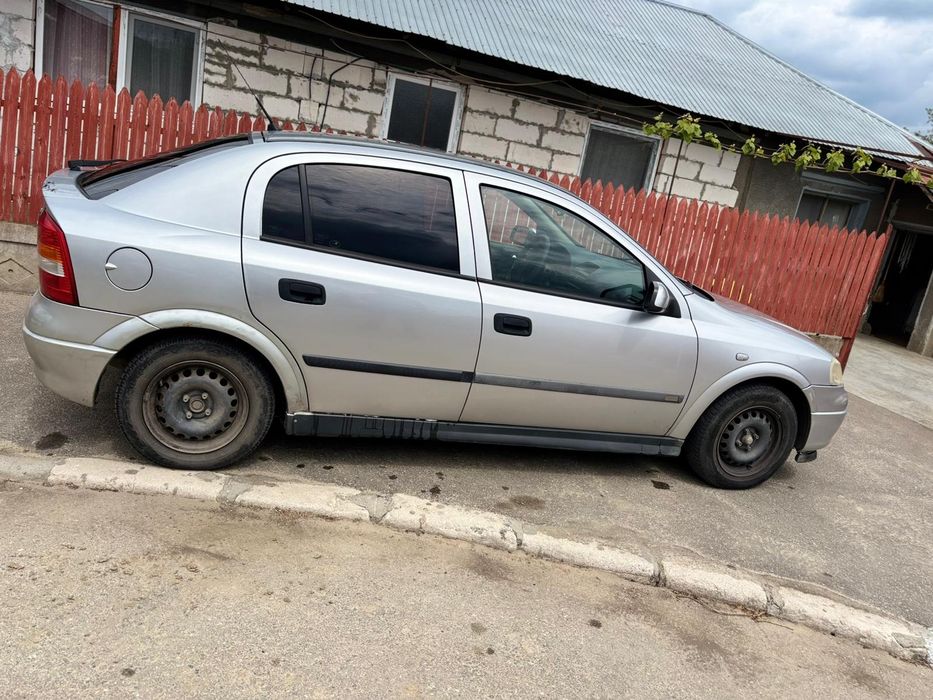 Opel astra 1.6 benzină
