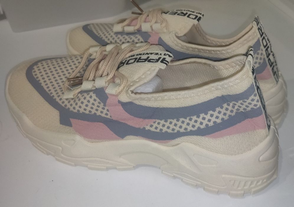 Кроссовки 39 р-р