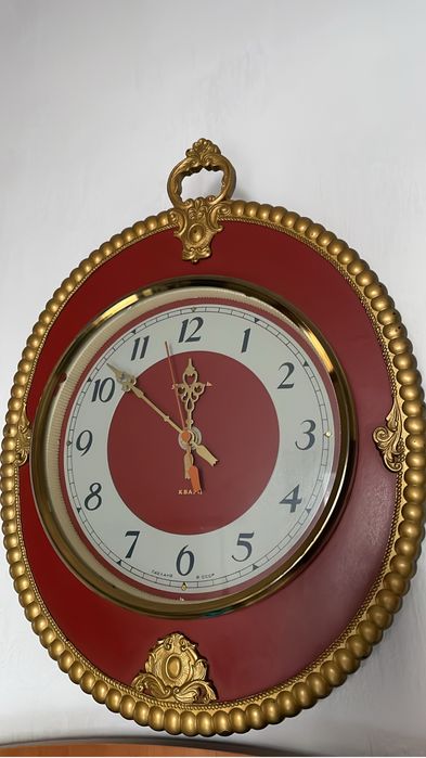 Ceas  de perete sovietic Quartz