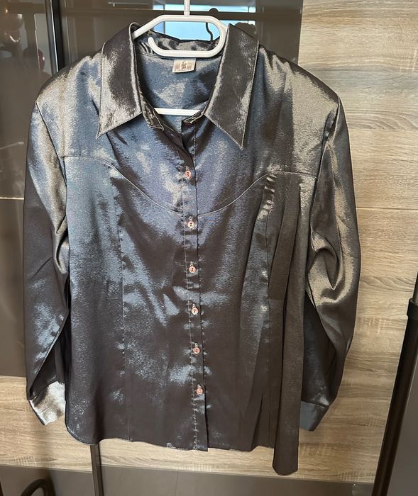 Дамски блузи L и XL размер
