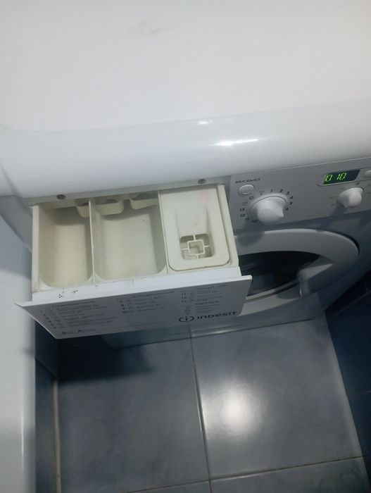 Стиральная машина Indesit 5 кг
