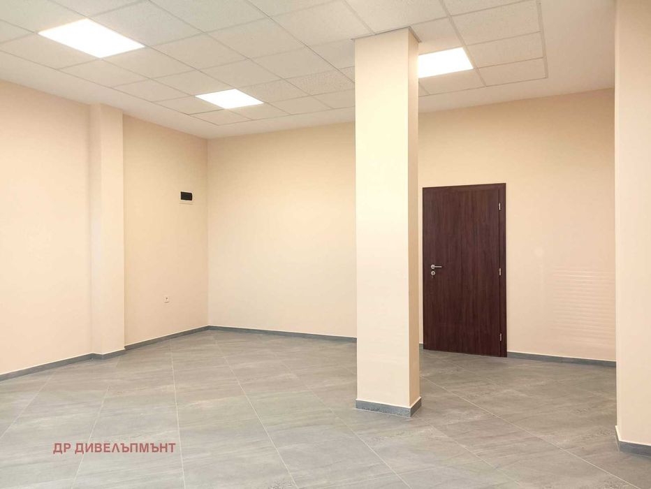 Дава се под наем Магазин в София, Левски - 60 кв.м за 331.5 € - Снимка #1