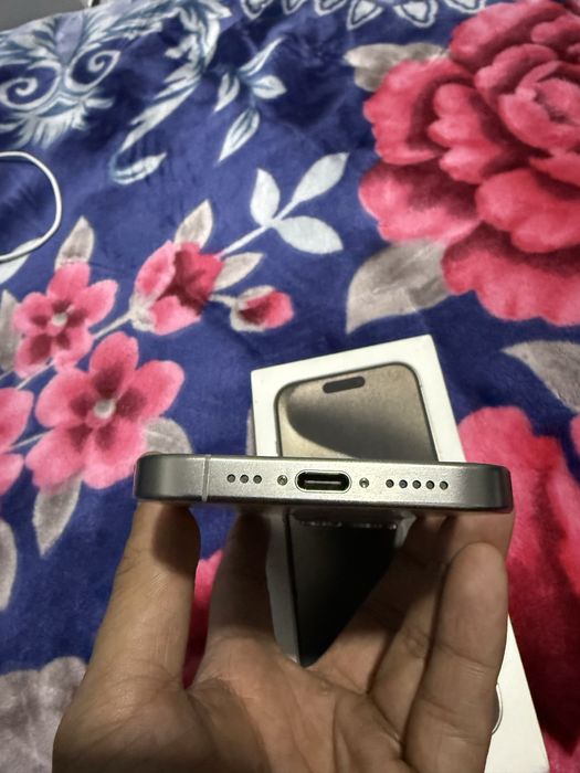 iPhone 15 Pro 256GB ideal 2ta eSIM