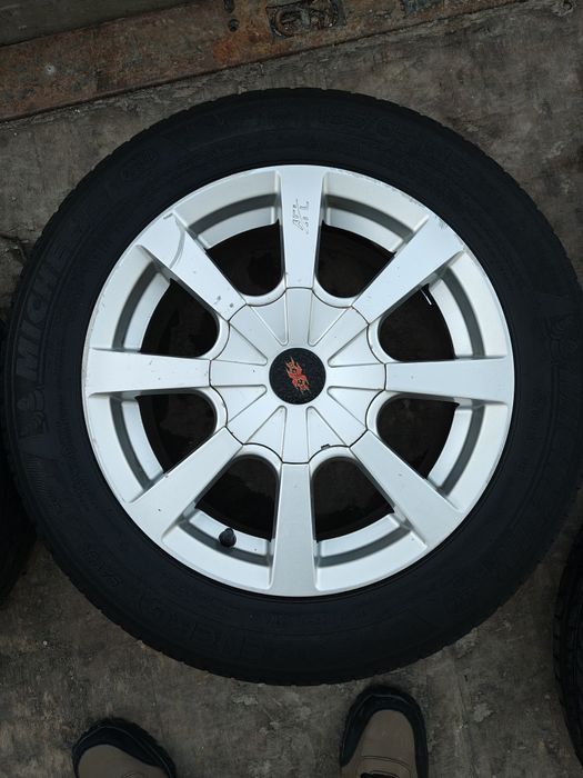 Алуминиеви(лети) джанти 15' AFL