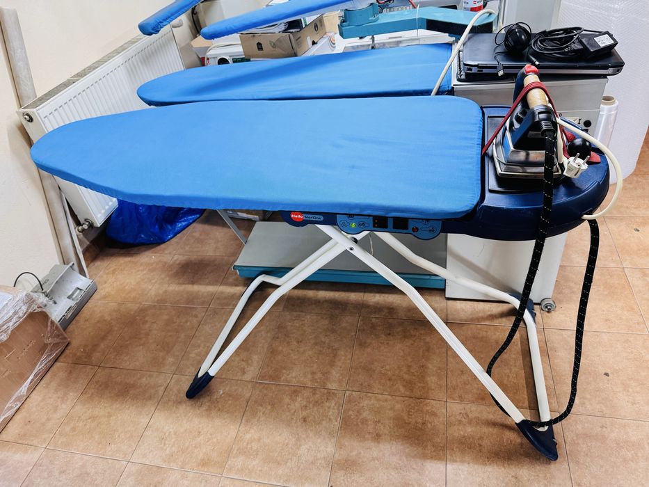 Masa de calcat cu absortie si statie de calcat cu abur Hailo StarLine