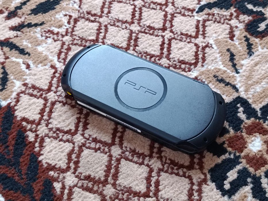 psp e1008 продам