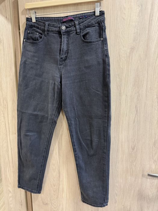 Дънки S/M размер 15 лв.