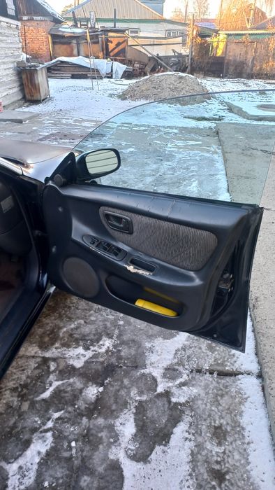 Продам тойота карина