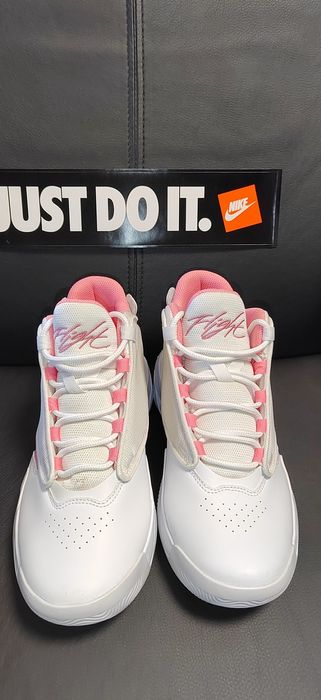 Nike Jordan Max Aura 4,номер 38,5