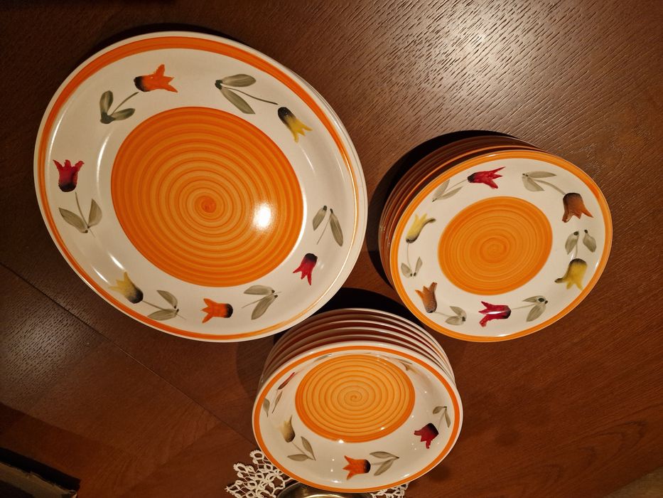 Продаю кухонную посуду.