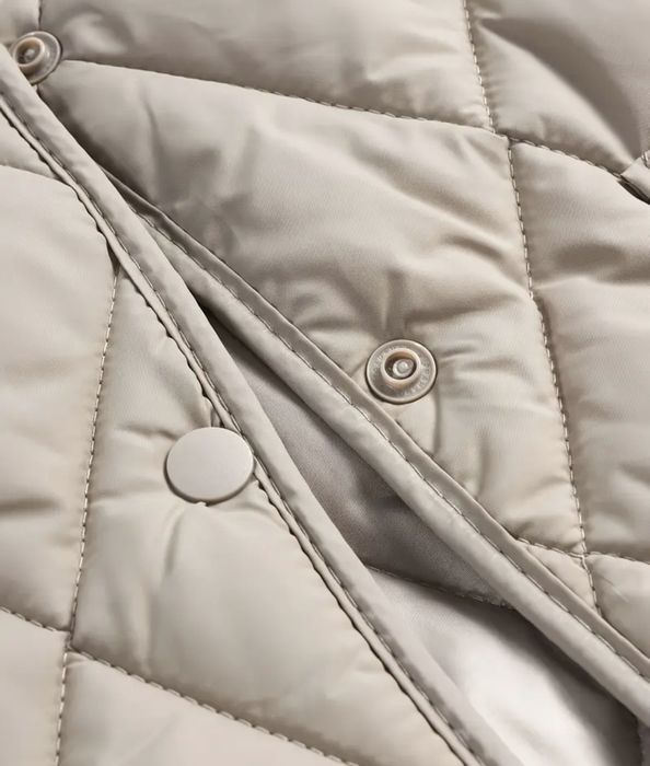 Продам женскую куртку