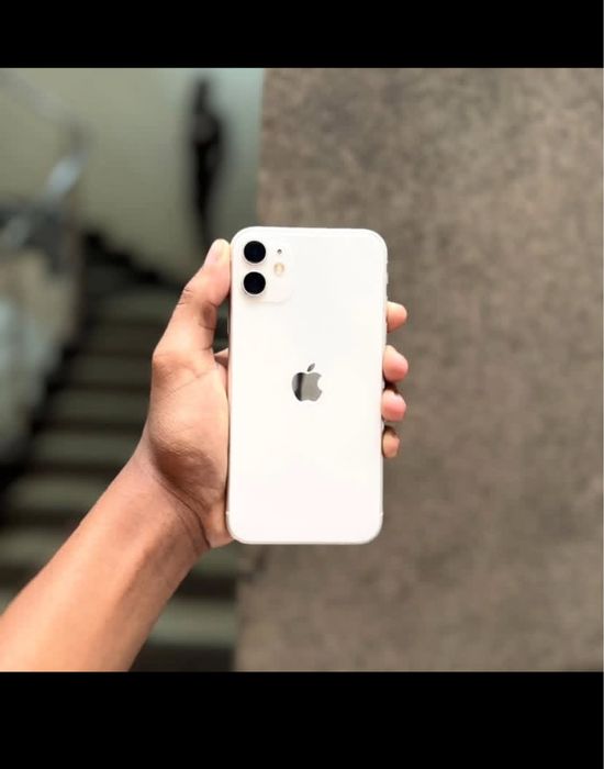 Продам Айфон 11 128gb