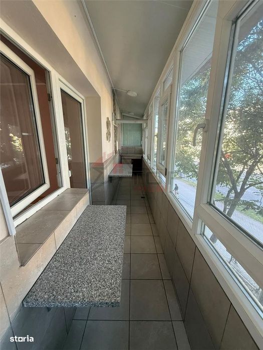 Apartament cu 2 camere decomandat -  Pacurari