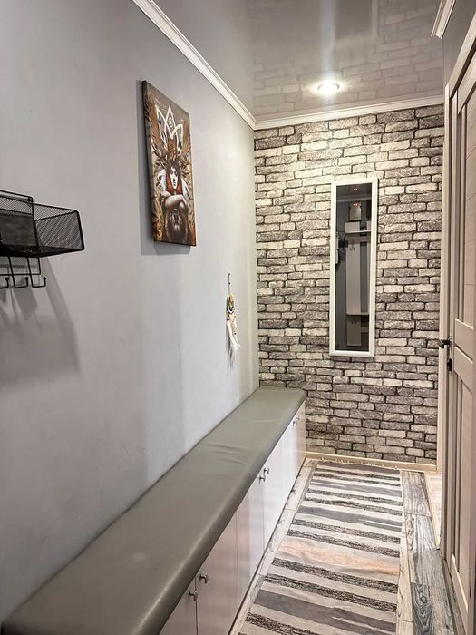 Продам 2ком квартиру Царева 4