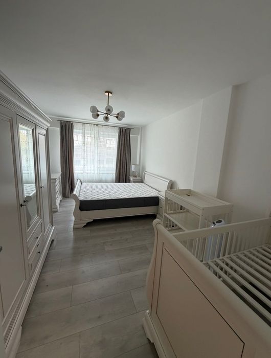 Apartament 3 camere la 10 minute pe jos de Facultatea de Medicină